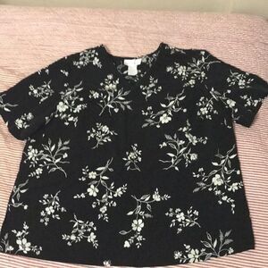 🌻Susan graver style floral soft lightweight shirt